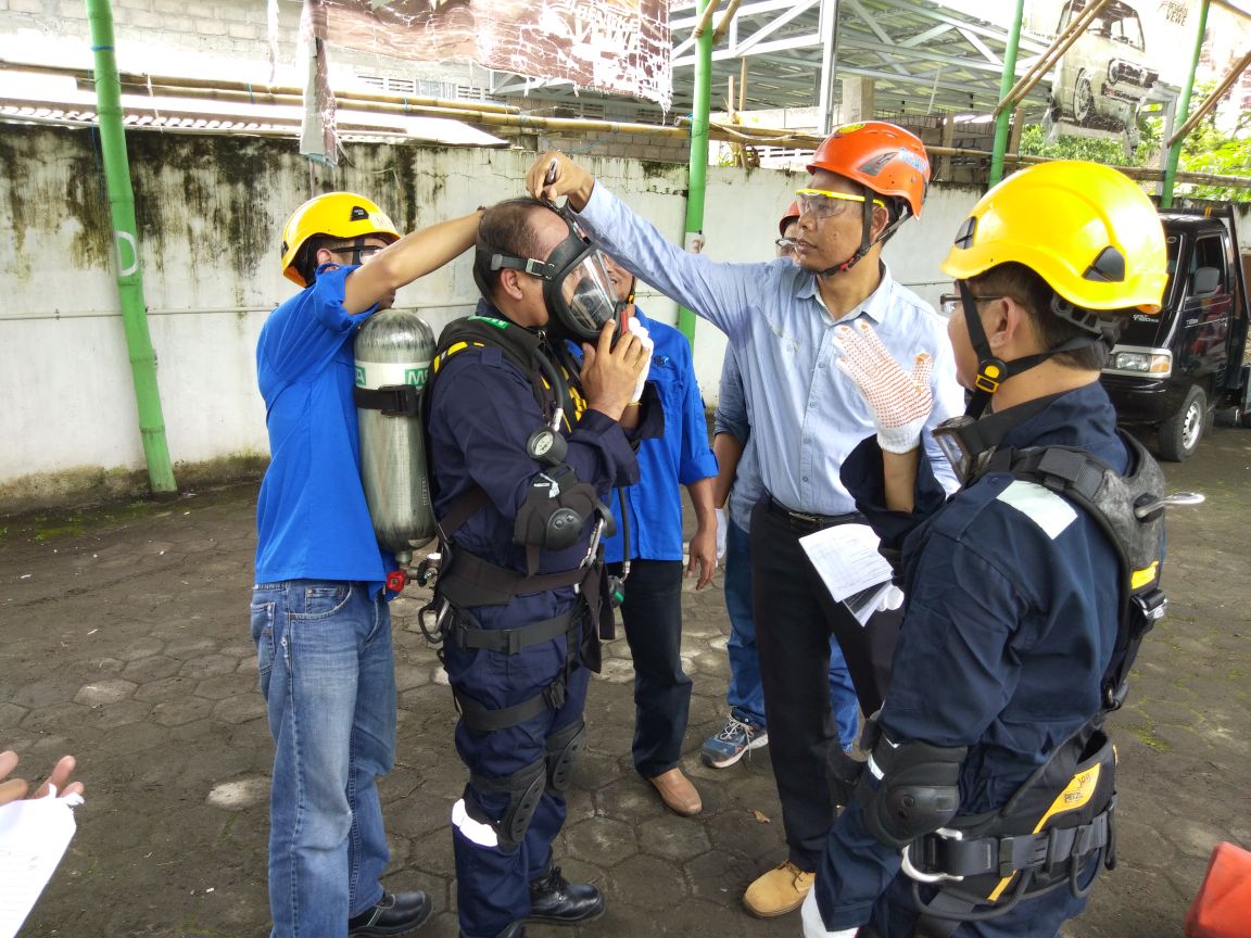 PETUGAS UTAMA K3 RUANG TERBATAS